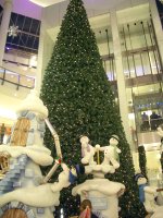 Christmas tree at Lakeside shopping centre